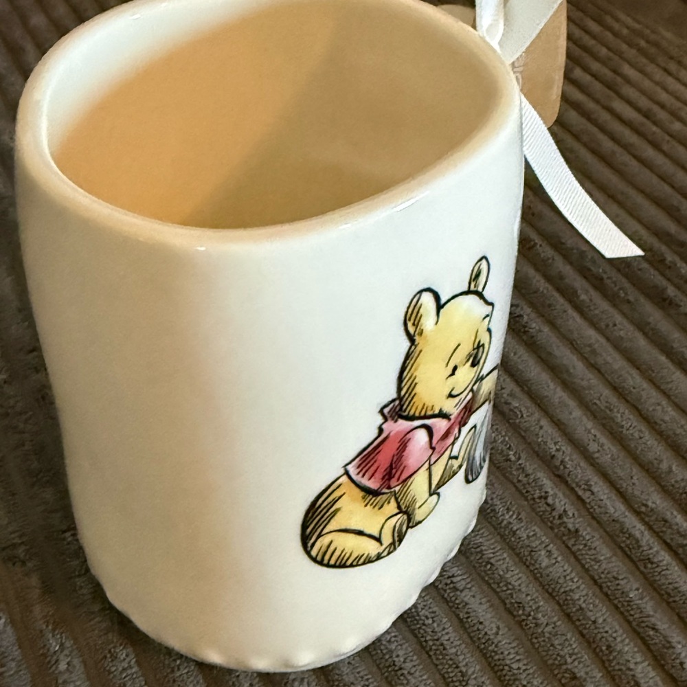 Rae Dunn x Disney x Winnie the Pooh Double-sided Mug FEELING 11 O’CLOCKISH NWT - Picture 5 of 8